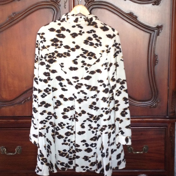 Tunic - Picture 3 of 4